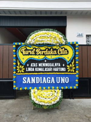 Papan Bunga Duka di Sihitang