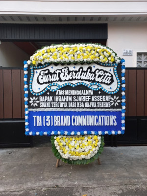 Papan Bunga Duka di Sihitang